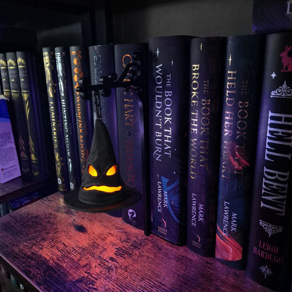 Library Lantern-Decorative Bookshelf Lighting