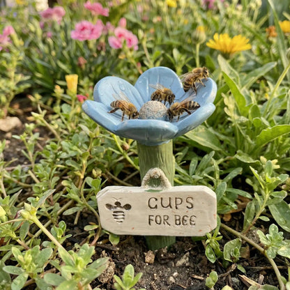 ⏳Limited-time 81% off🐝Flower-Shaped Bee Watering Station💧