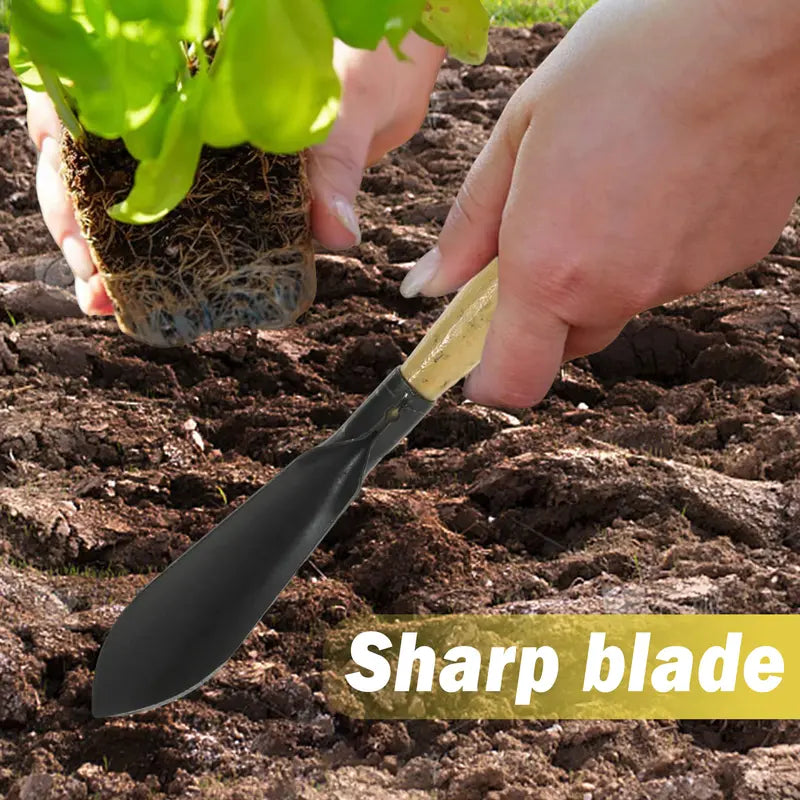 2 Counts Garden Shovel Garden Pointed with Pointed Tip and Flat Tip, Garden shovel made of black manganese steel and having a wooden grip., necessary Gardening Tools for Easy Plant Cultivation